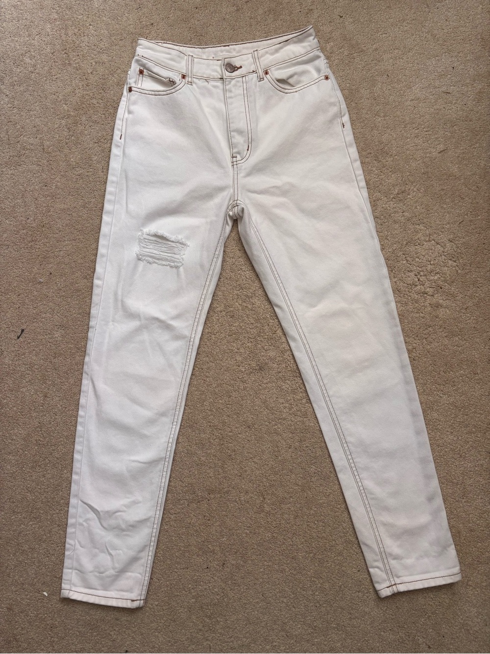 BDG Off-White High-Rise Straight Jeans - Picture 4 of 4